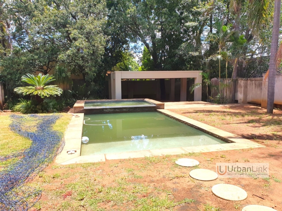 4 Bedroom Property for Sale in Safari Gardens North West